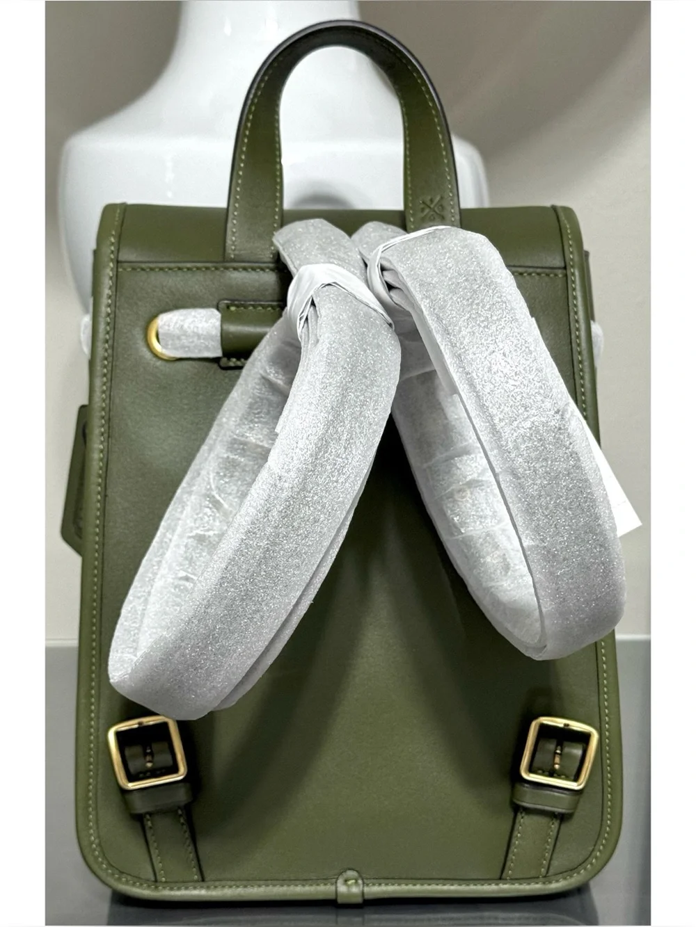 COACH Originals Turnlock Glovetanned Leather Backpack, OLIVE GREEN
